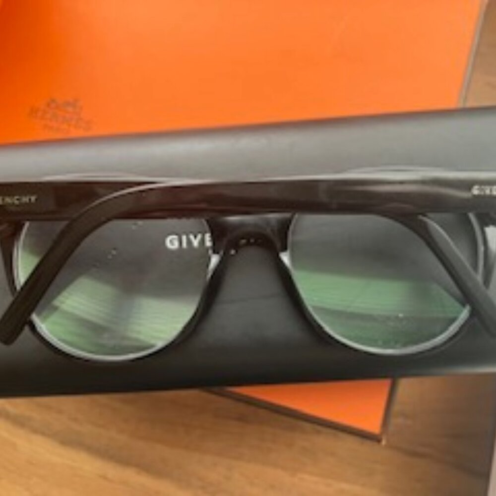 Givenchy Optical Frames Model Number: GV50028I052 - image 3